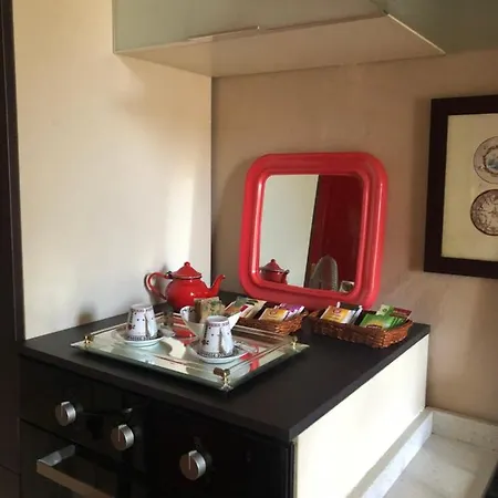 Apartment Tender
