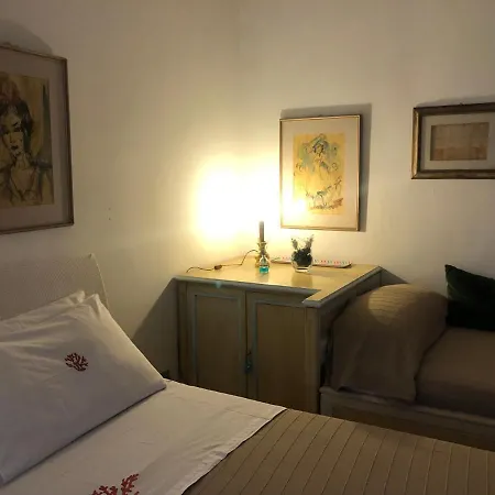 Apartment Tender