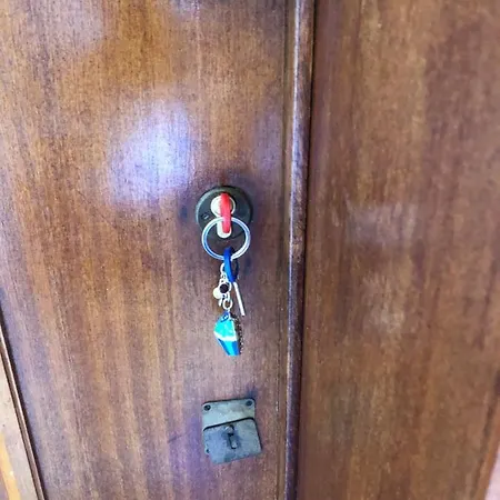 Apartment Tender *